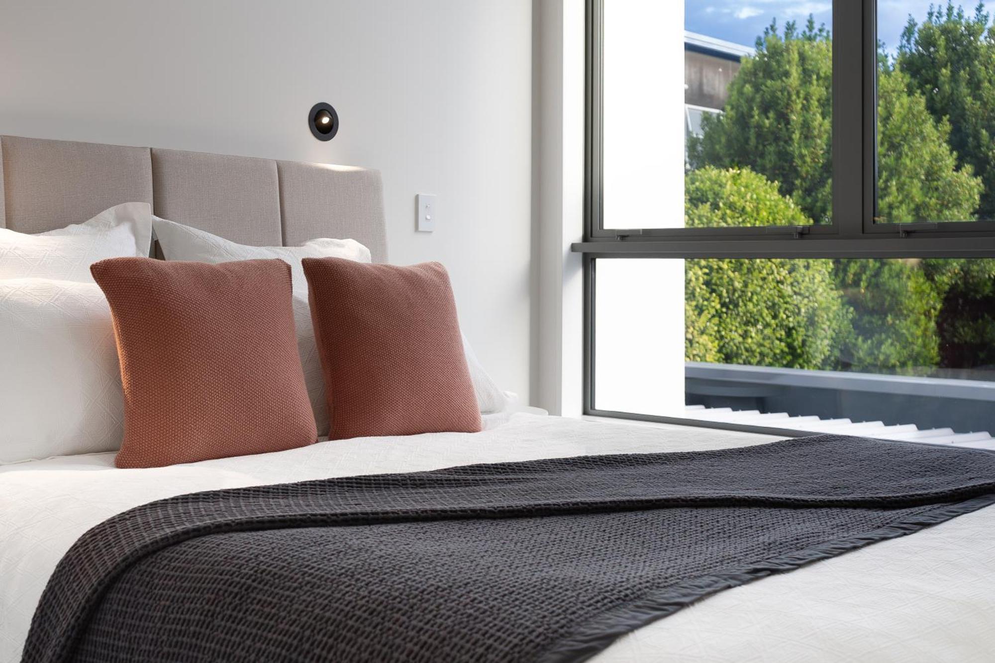 Urban Nest - Entire Townhouse And Free Parking Vila Christchurch Exterior foto